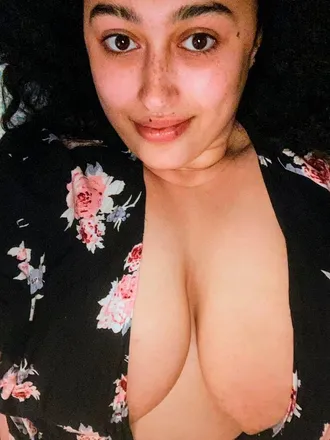 @bigtitstawny