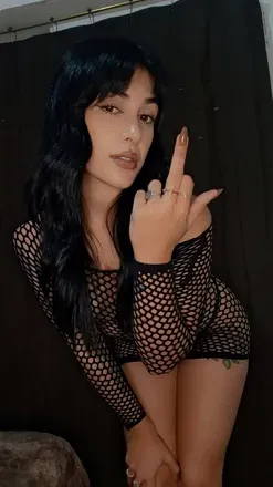 @riotbarbie
