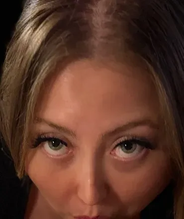 @scarletjxoxo