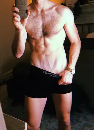 @mainlyhands
