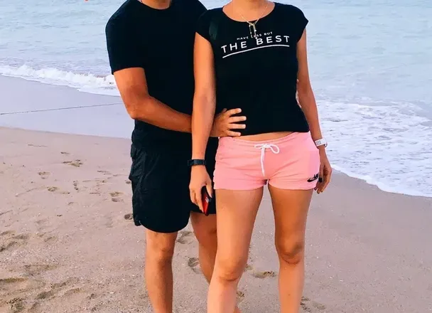 @romaniancouple