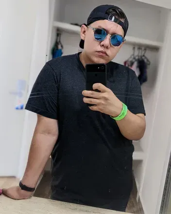@u245218325