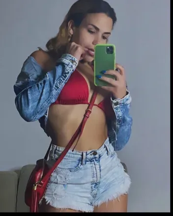@michellemontenegro