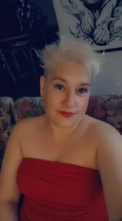 @freyacurvy