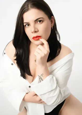 @palomacubacurvy