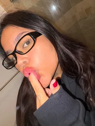 @psychosharon