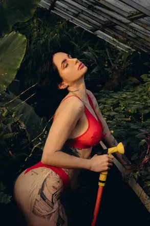 @hornyprincessjane