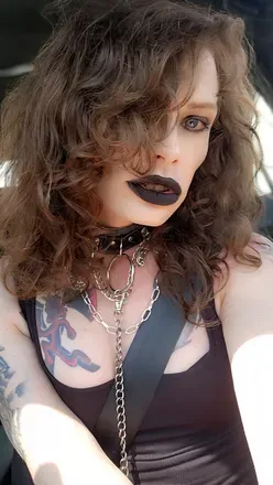 @stevieslays