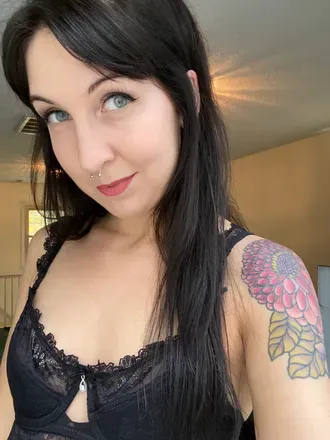 @violet_gracee