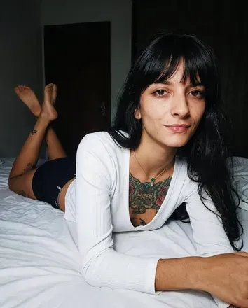 @carrieburton