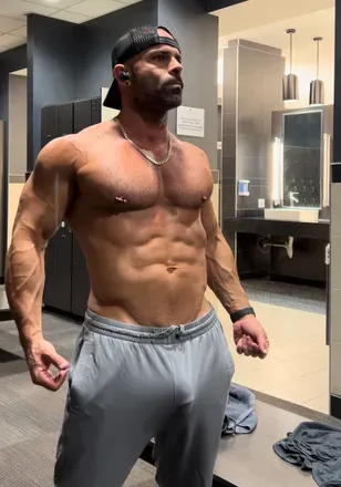 @piercedmuscled