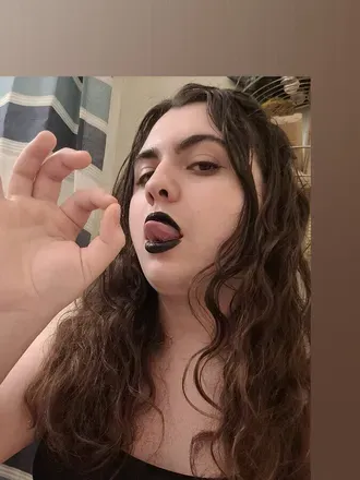 @femgirlmcawesome