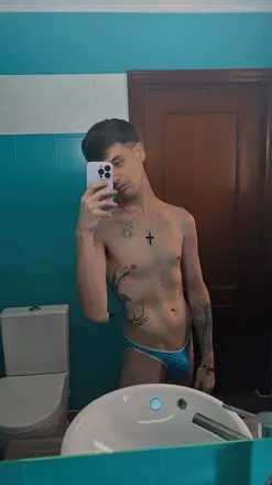 @xhrislust