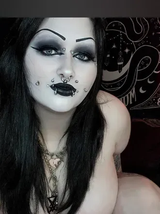 @urhotgothgf