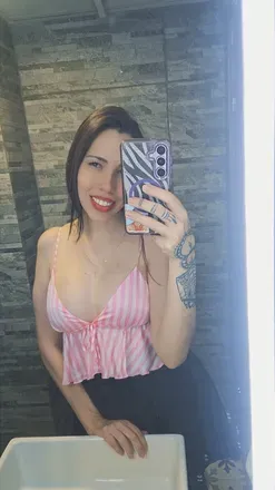 @isislovee