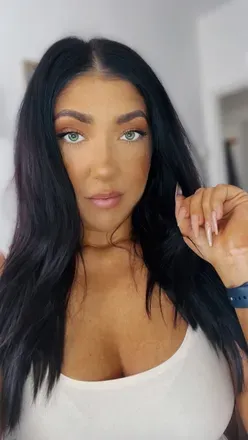 @hotandsexysarah
