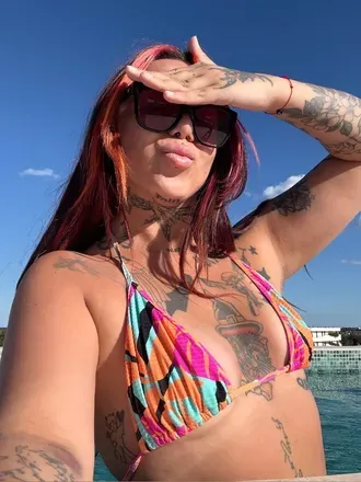 @playb0ykitten