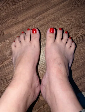 @barefootsuccubi
