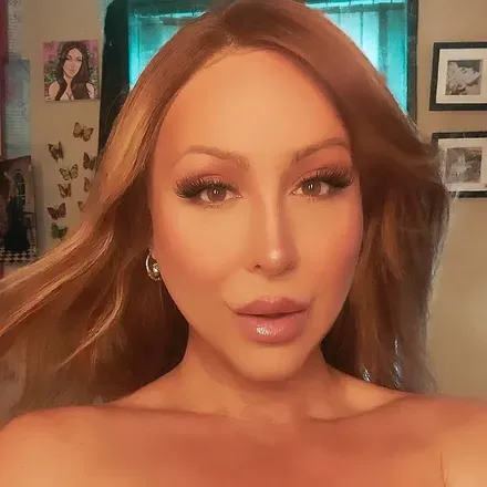 @farrahmills2021