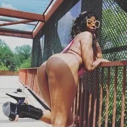 @majolieamor