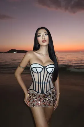 @lilysg