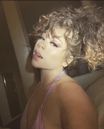 @nenathequeen