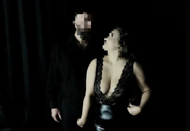 @no.face.marriedcpl