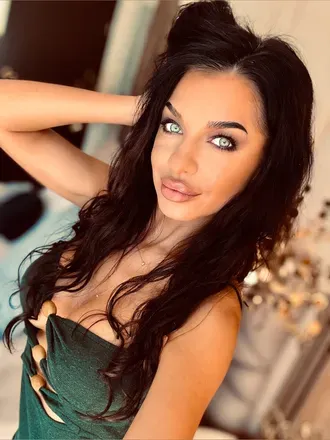 @anisyia