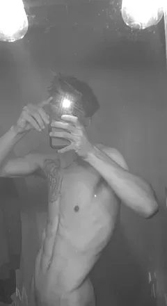 @skinnyxxxlong