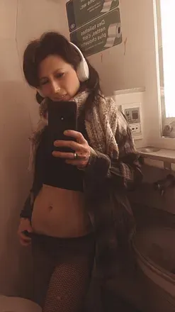 @alix.cassie