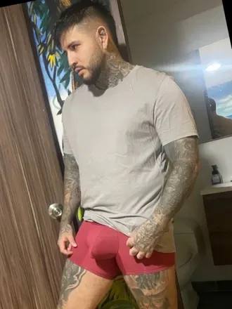 @thombaker23