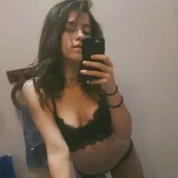 @poutylilprincess