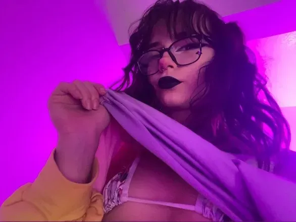 @faebearx