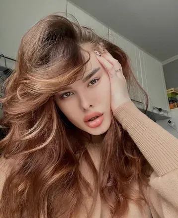 @u213829543