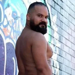 @tonyvegaxxx