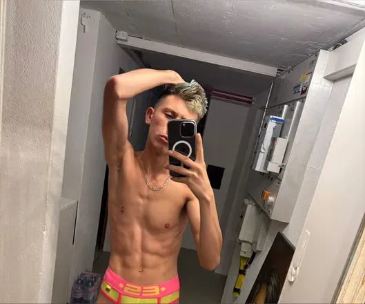 @sexy_dream_boy