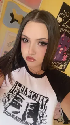 @hellkiitty