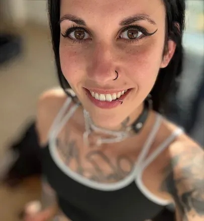 @skinnybitch_free