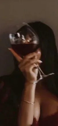 @candicevalentino