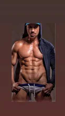 @jimi_leif