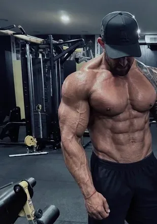 @musclegiant