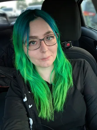 @alexealtgirl