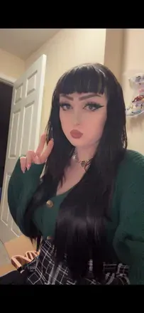 @woahchristi