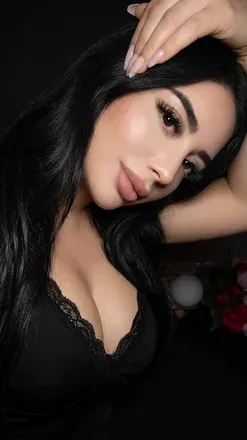 @u244389451
