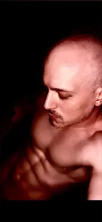 @handsomeghostboi