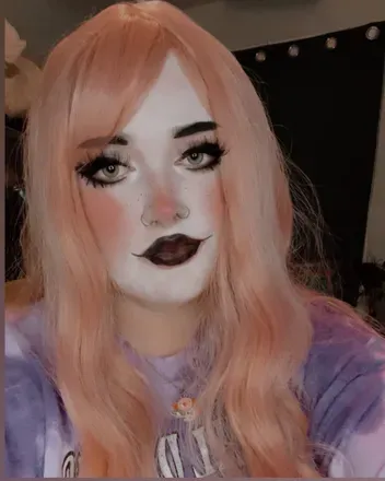 @v1v1an_v1x3n