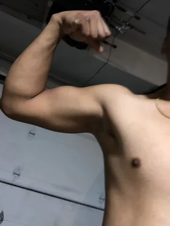 @asian-dad_body