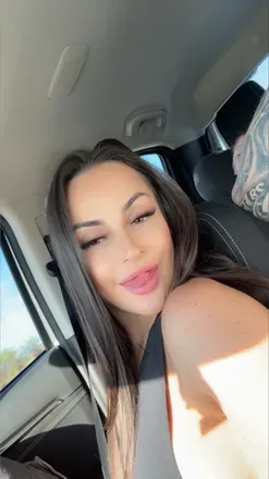 @ebonyyroseee