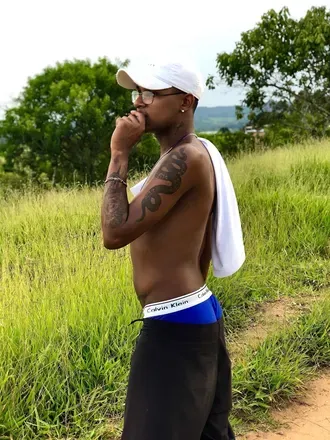 @pretinhoxx