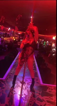 @elisitarose